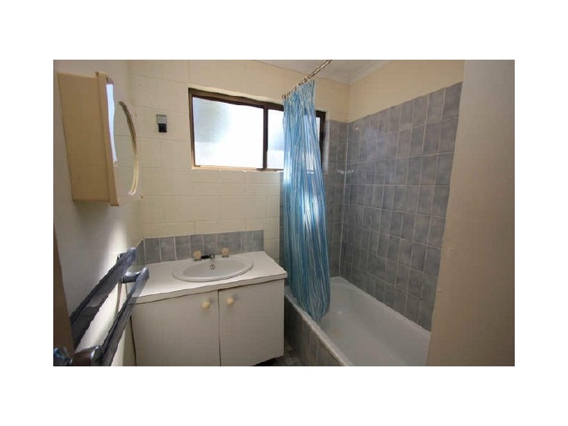 29 Canterbury Road, Kirwan QLD 4817