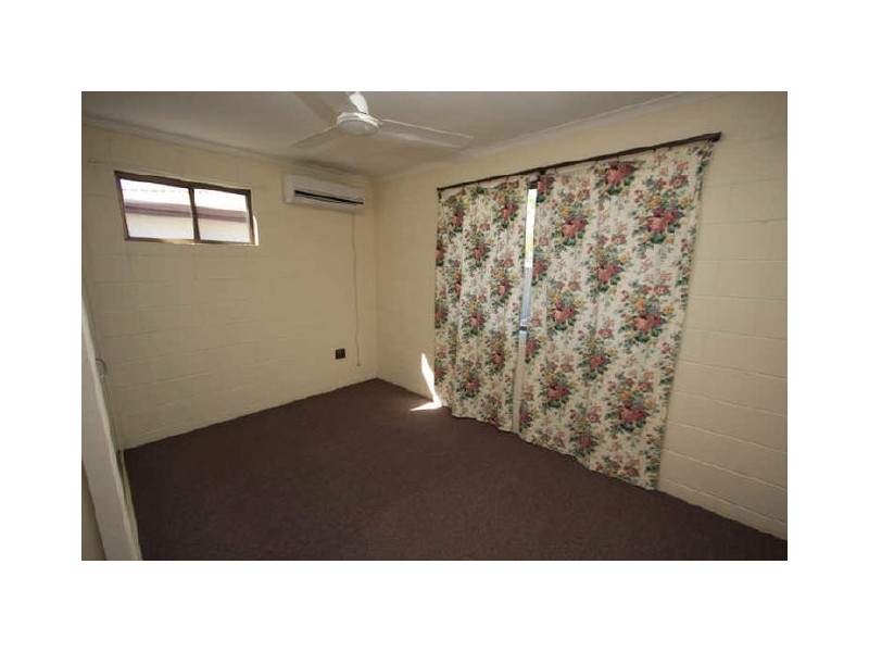 29 Canterbury Road, Kirwan QLD 4817