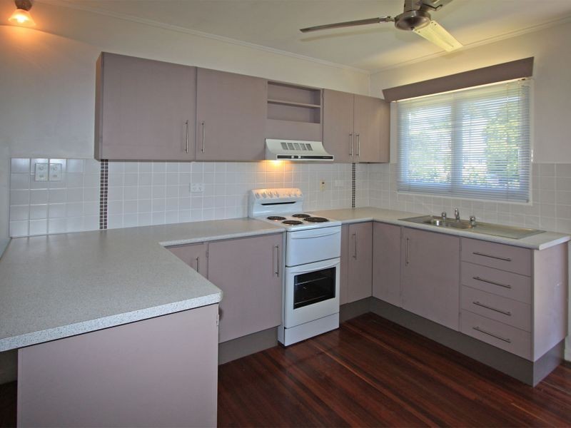 13 Illoura Street, Cranbrook QLD 4814