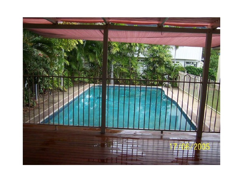 8 Moorina Street, Mundingburra QLD 4812