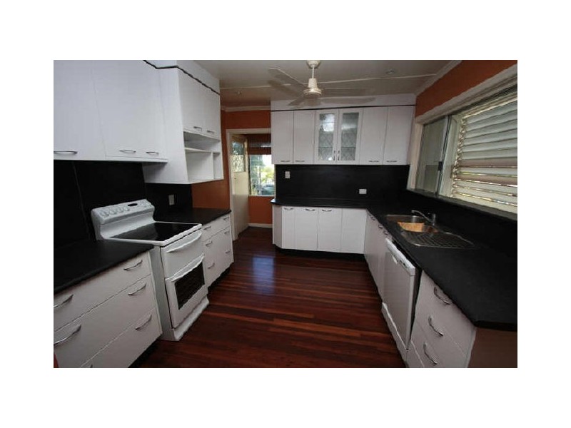 10 Minehane Street, Cluden QLD 4811