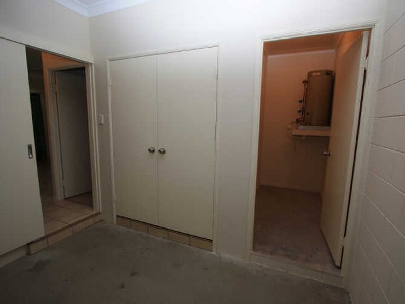 2/21 Bell Street, South Townsville QLD 4810