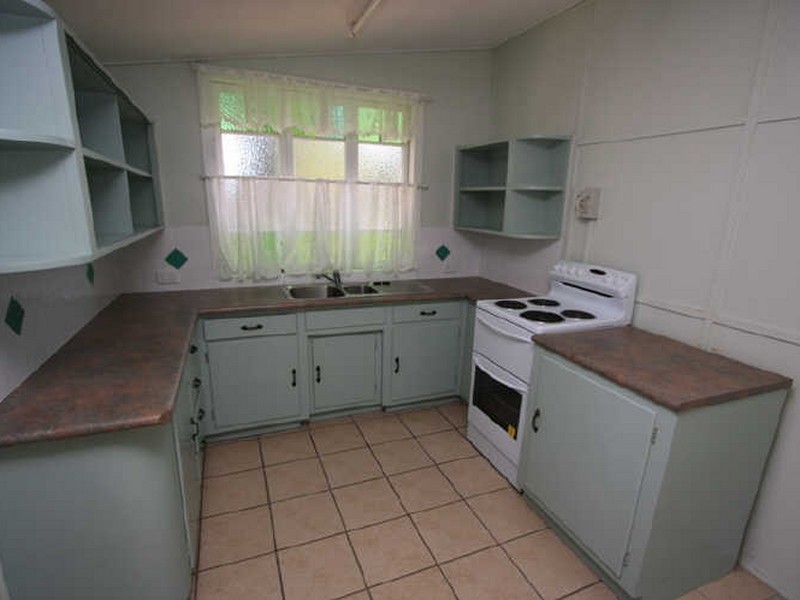 56 Tully Street, South Townsville QLD 4810