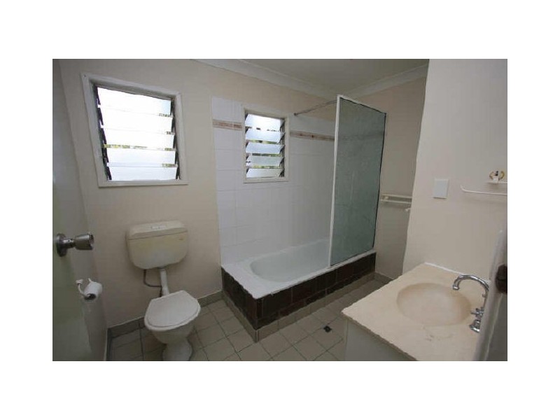 1 Ferguson St, Currajong QLD 4812