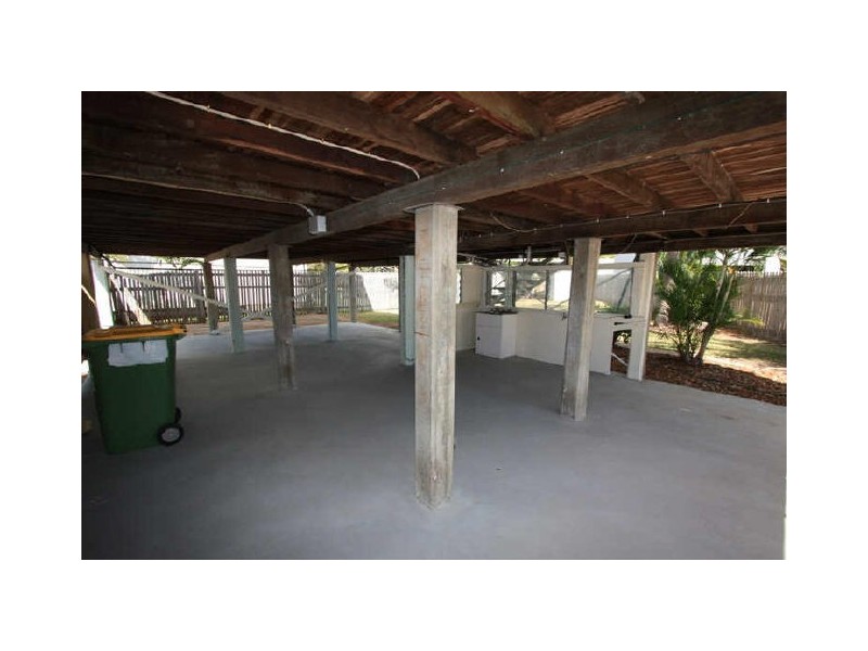 1 Ferguson St, Currajong QLD 4812