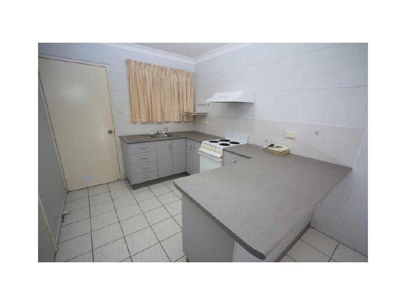 1/49 Ninth Avenue, Railway Estate QLD 4810