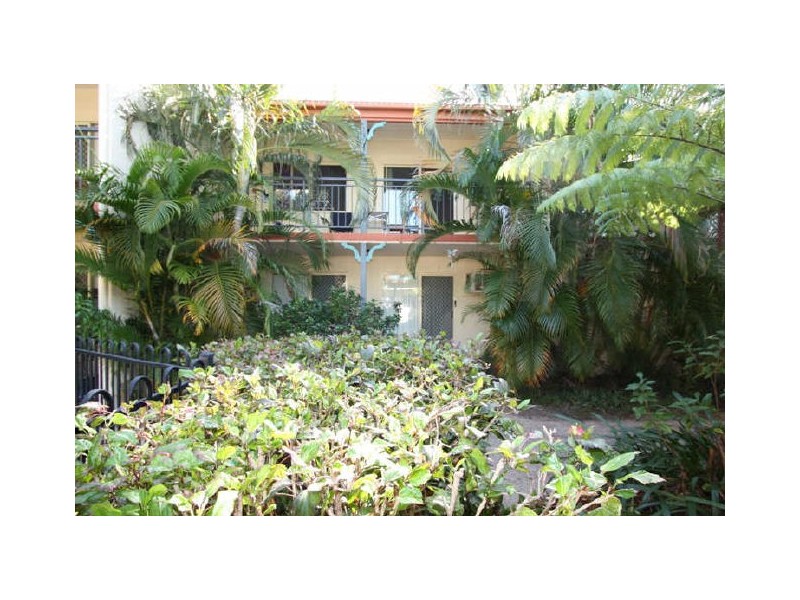 8/6 Bell Street, South Townsville QLD 4810