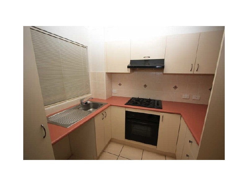 8/6 Bell Street, South Townsville QLD 4810