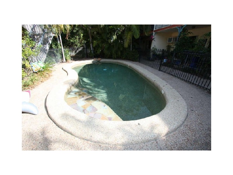 8/6 Bell Street, South Townsville QLD 4810