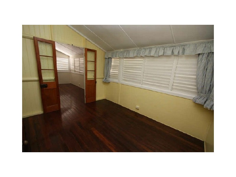 52 Sherriff Street, Hermit Park QLD 4812