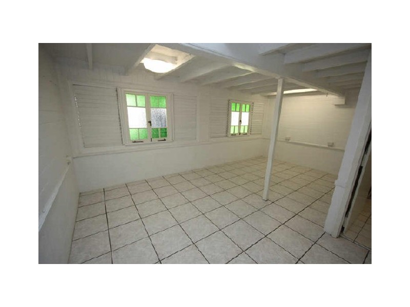 52 Sherriff Street, Hermit Park QLD 4812