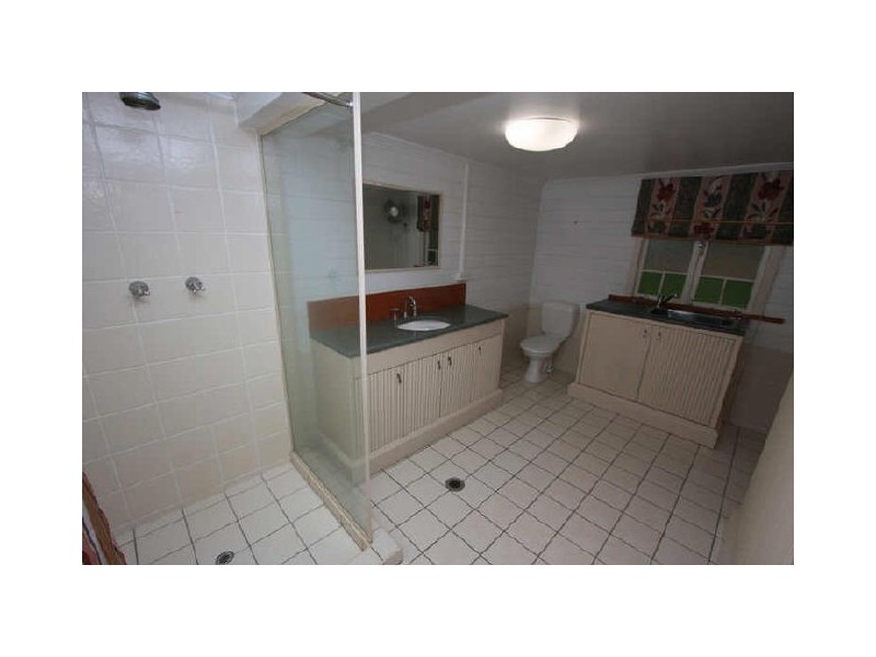 52 Sherriff Street, Hermit Park QLD 4812