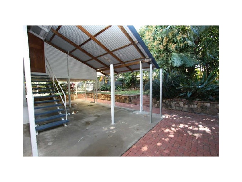 52 Sherriff Street, Hermit Park QLD 4812