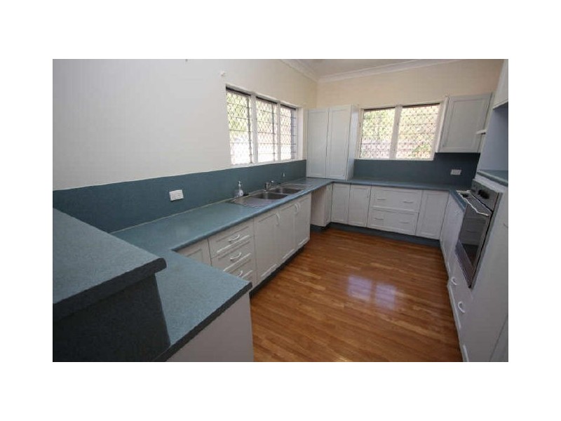 5 Mt Kulburn Dr, Jensen QLD 4818