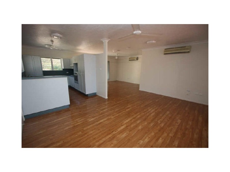 5 Mt Kulburn Dr, Jensen QLD 4818