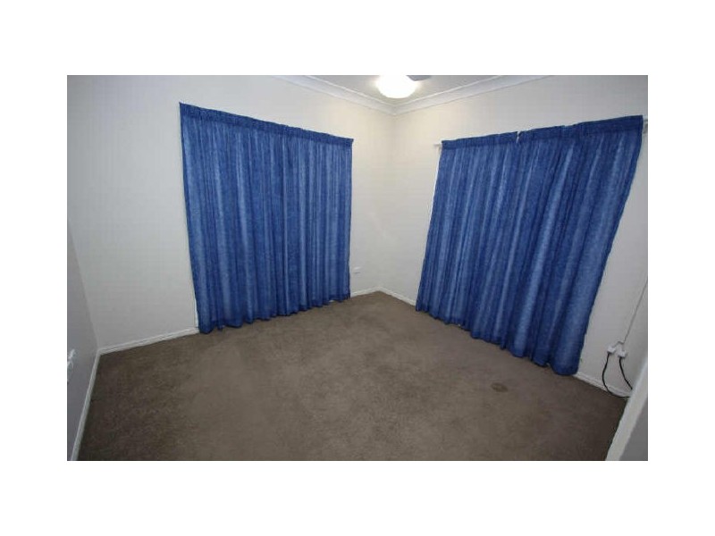 5 Mt Kulburn Dr, Jensen QLD 4818