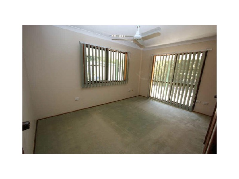 6 Fuchsia Court, Bushland Beach QLD 4818