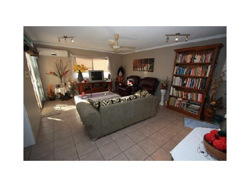 1/17 Gleeson, Hermit Park QLD 4812