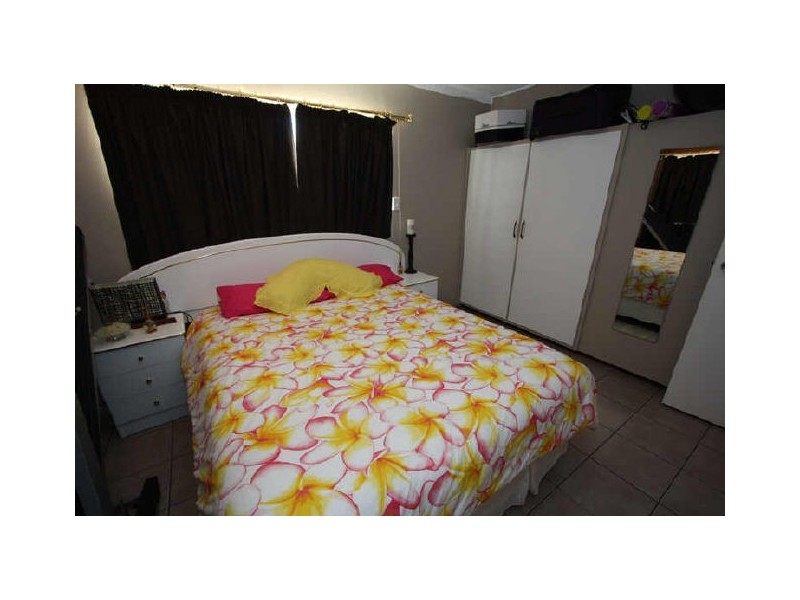 1/17 Gleeson, Hermit Park QLD 4812