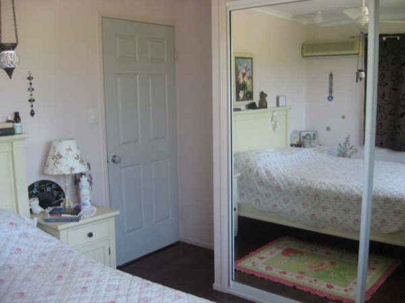 25 Brooks Street, Railway Estate QLD 4810