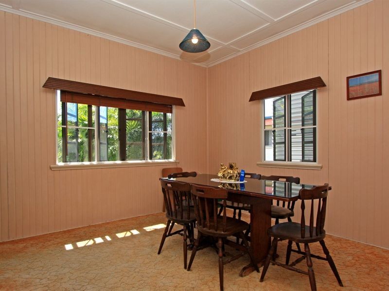 26 Bayswater Terrace, Hyde Park QLD 4812