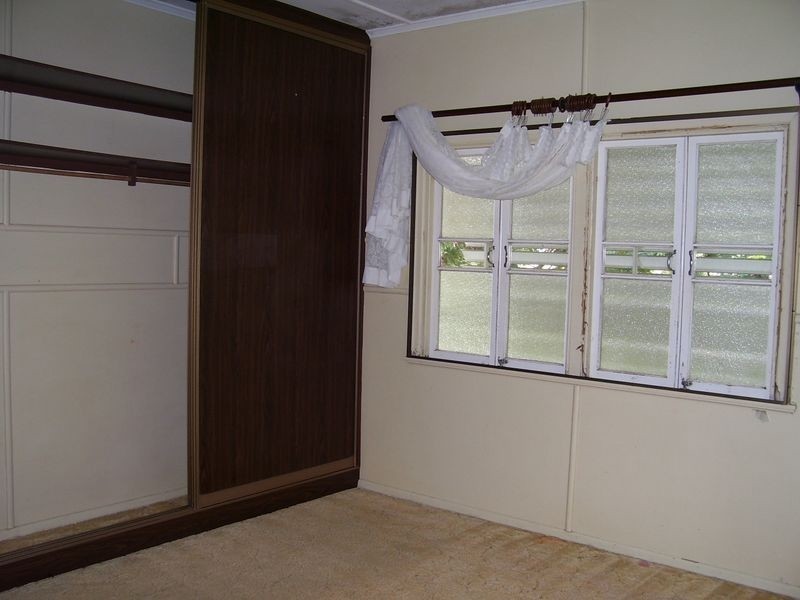 35 Eleventh Ave, Railway Estate QLD 4810