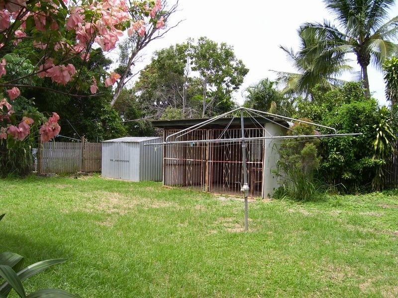 35 Eleventh Ave, Railway Estate QLD 4810