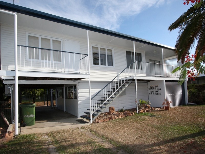 4 Nunana Street, Cranbrook QLD 4814