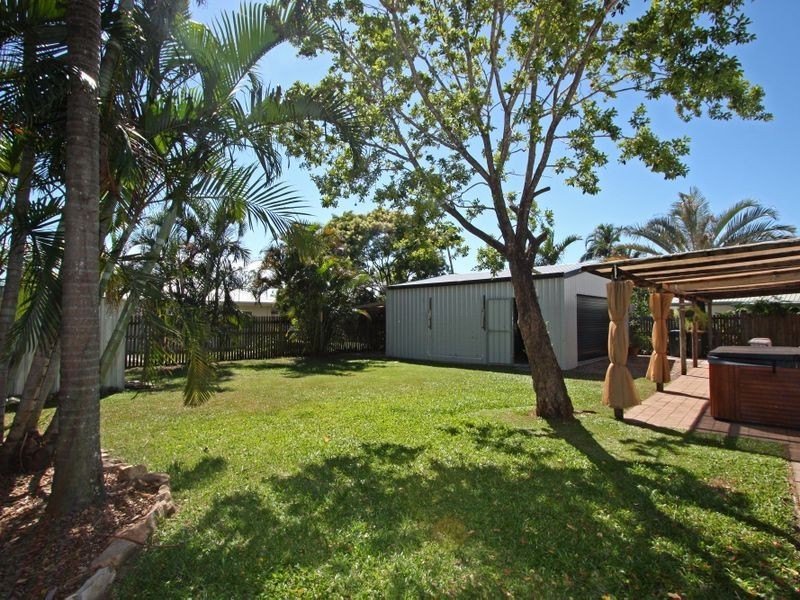 45 Marina Drive, Bushland Beach QLD 4818