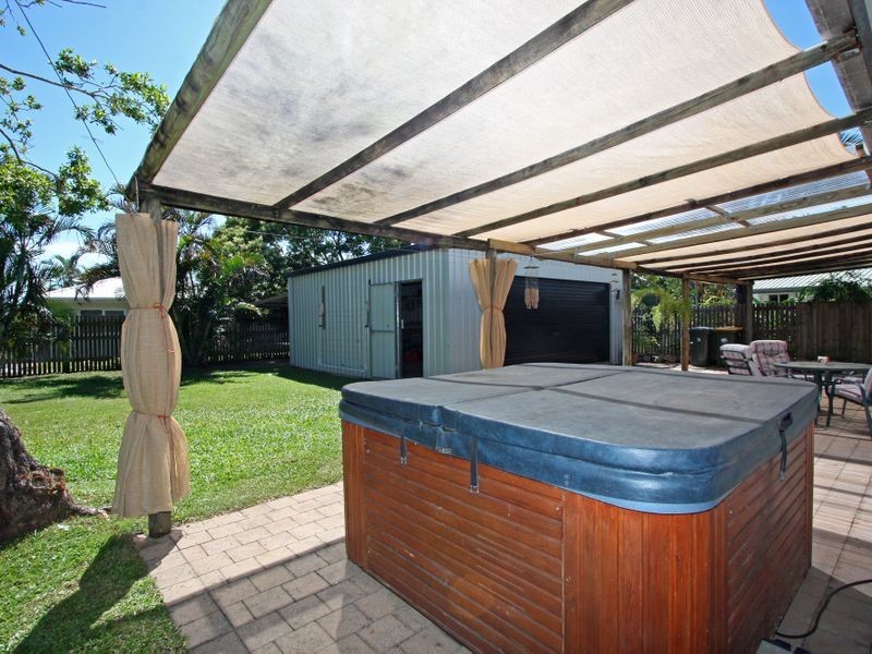 45 Marina Drive, Bushland Beach QLD 4818