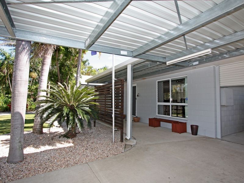 45 Marina Drive, Bushland Beach QLD 4818