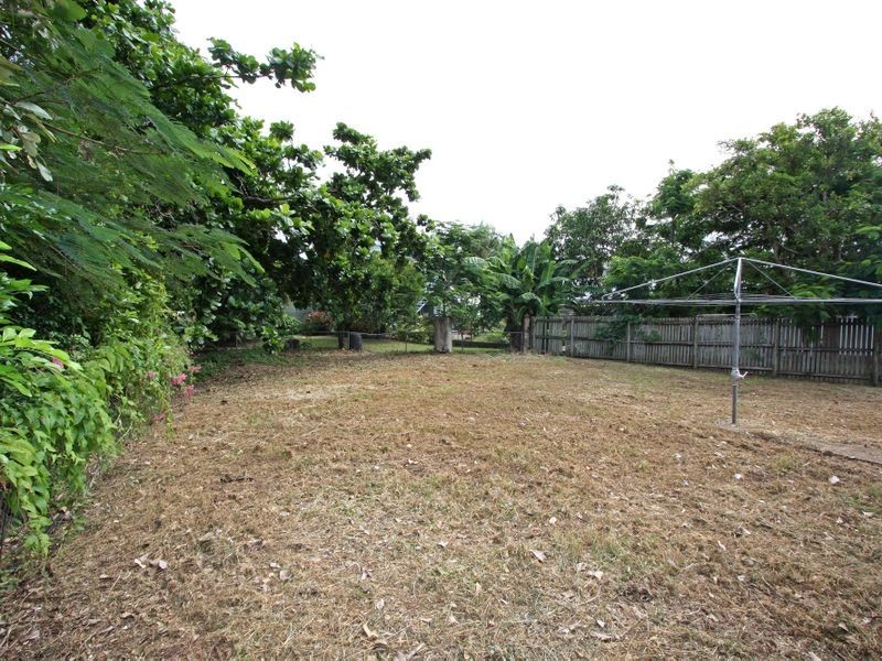 20 Warburton Street, North Ward QLD 4810