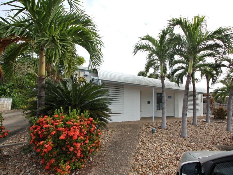 20 Warburton Street, North Ward QLD 4810