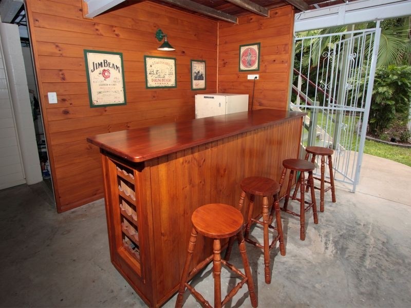 25 Armstrong Street, Hermit Park QLD 4812