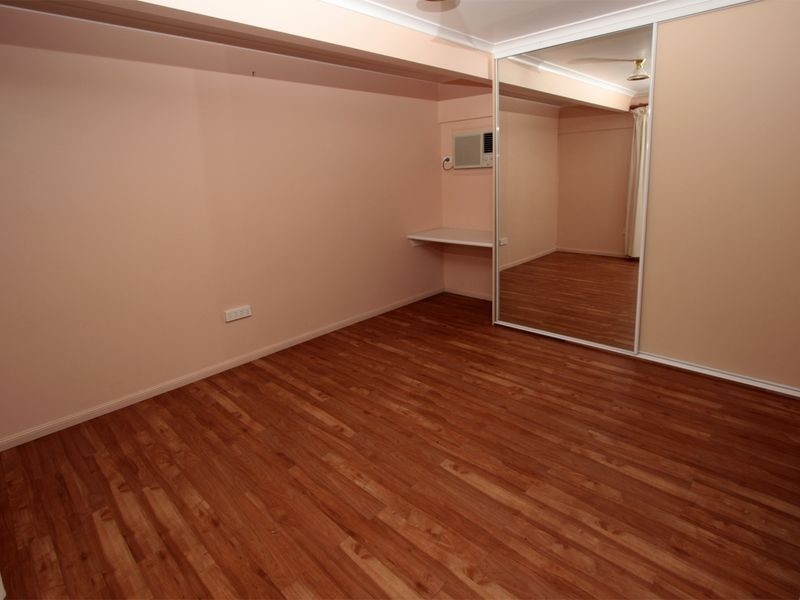 25 Armstrong Street, Hermit Park QLD 4812