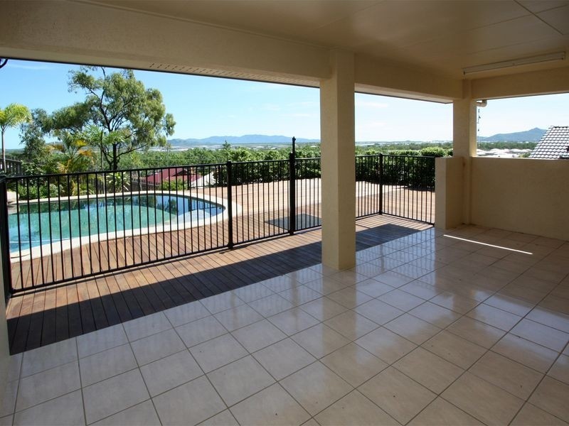 23 Lockyer Place, Mount Louisa QLD 4814