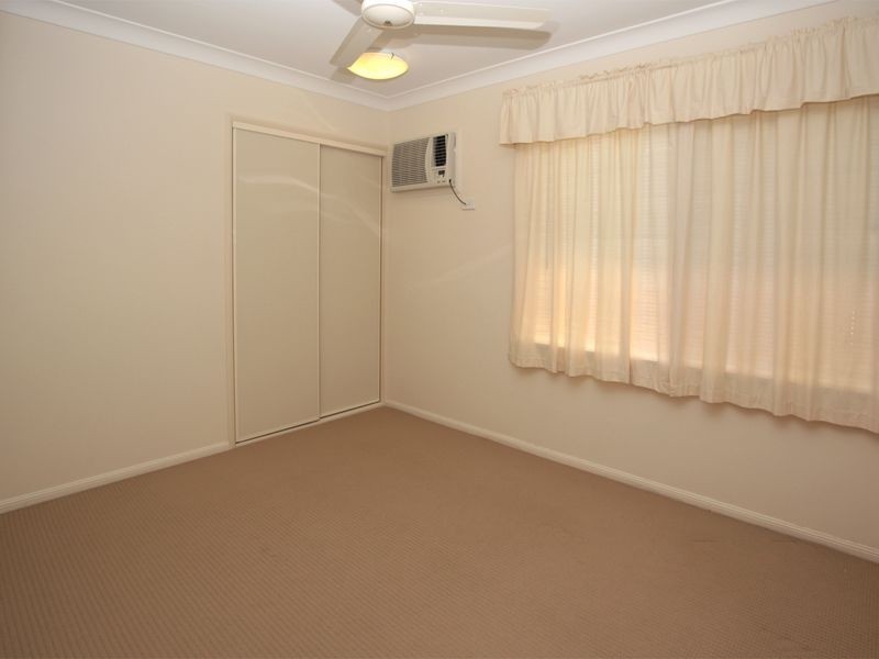 23 Lockyer Place, Mount Louisa QLD 4814