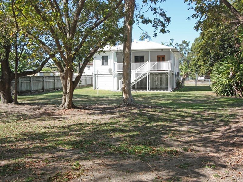 16 Ballard Street, Mysterton QLD 4812