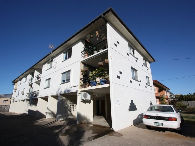 3/17 Gleeson Street, Hermit Park QLD 4812