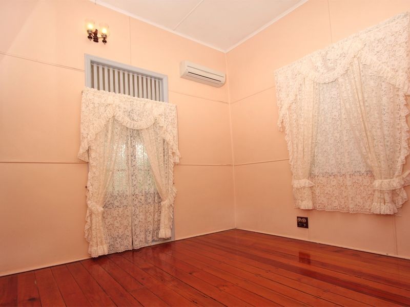 Hermit Park QLD 4812