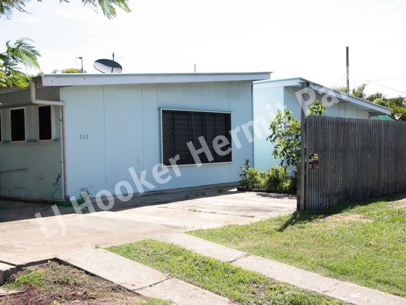 Pimlico QLD 4812