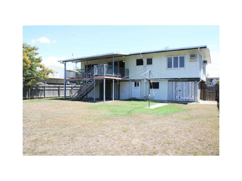 9 Symons Court, Vincent QLD 4814