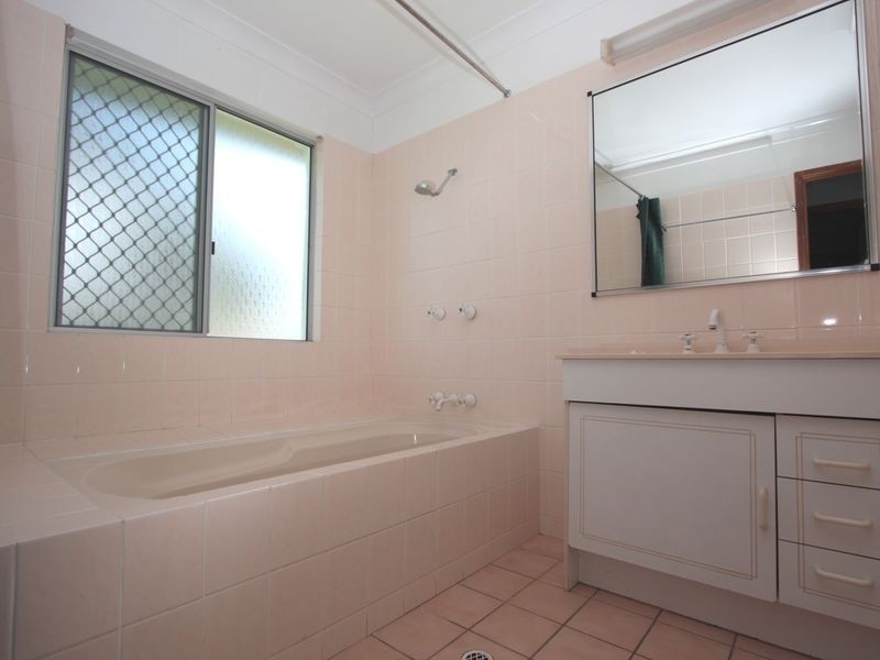 9 Gelling Street, Goombungee QLD 4354