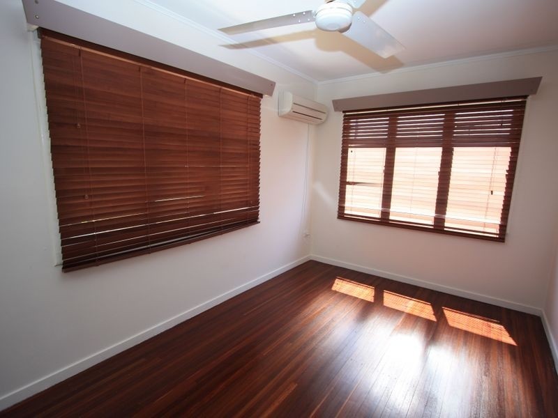 13 Illoura Street, Cranbrook QLD 4814