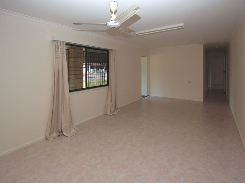 34 Sycamore Street, Pimlico QLD 4812