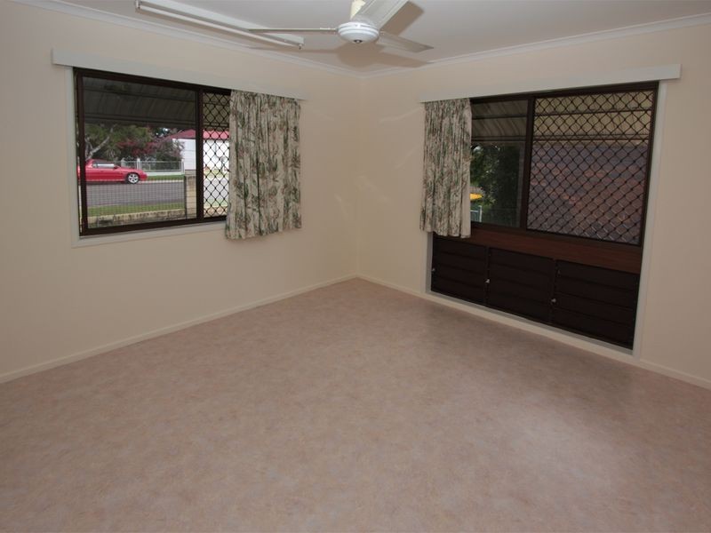 34 Sycamore Street, Pimlico QLD 4812