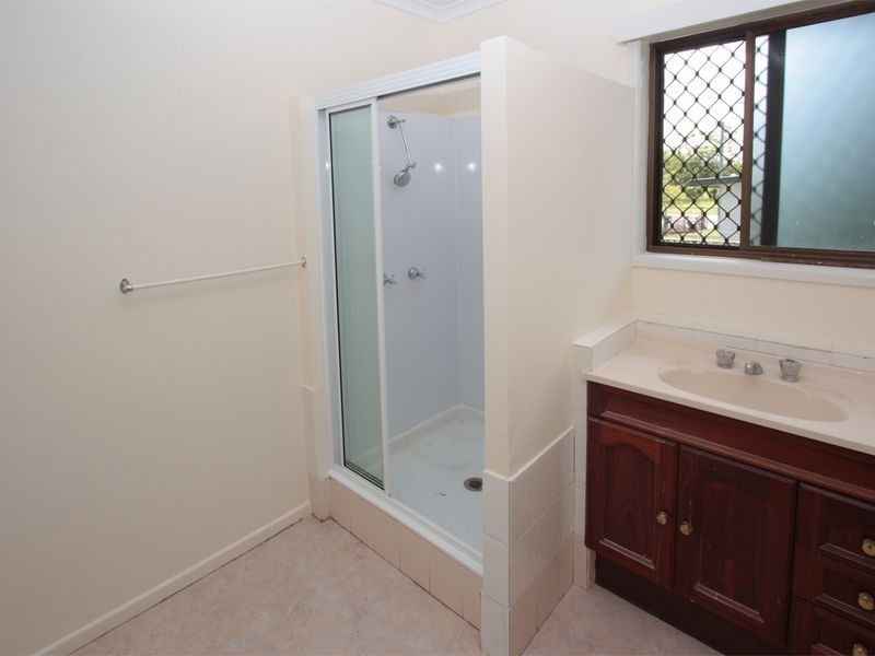 34 Sycamore Street, Pimlico QLD 4812