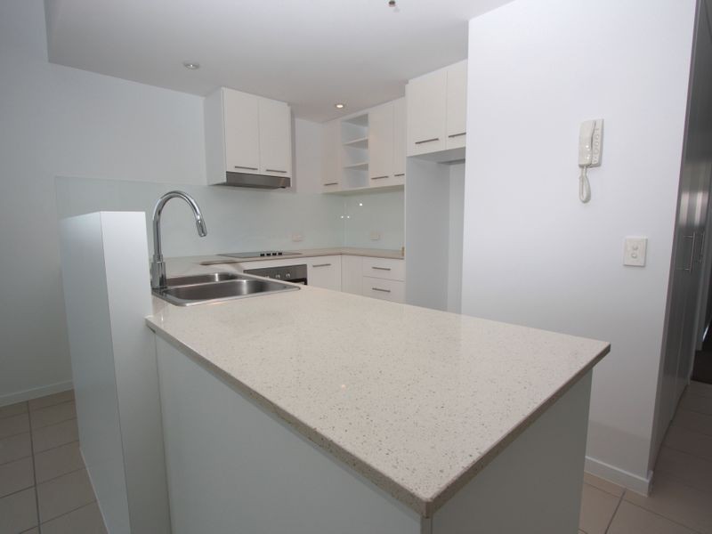 907/2 Dibbs Street, South Townsville QLD 4810