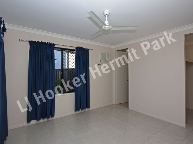 Bushland Beach QLD 4818