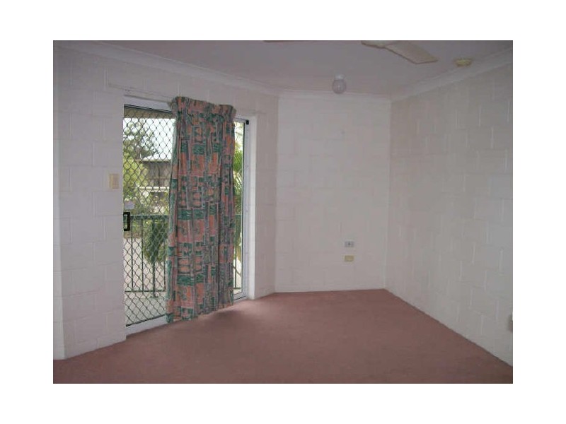 3/36 Henry Street, West End QLD 4810